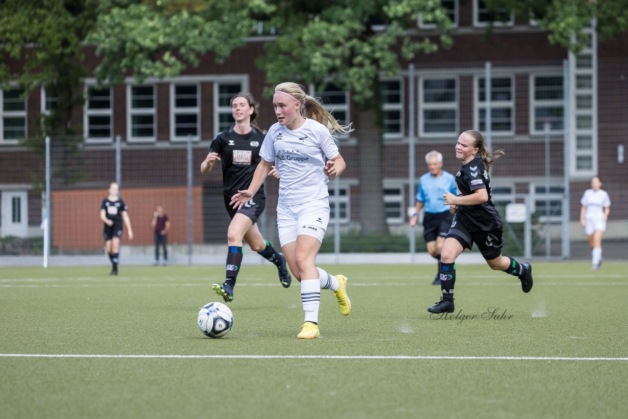 Bild 99 - wBJ Alstertal-Langenhorn - SV Henstedt-Ulzburg : Ergebnis: 4:1